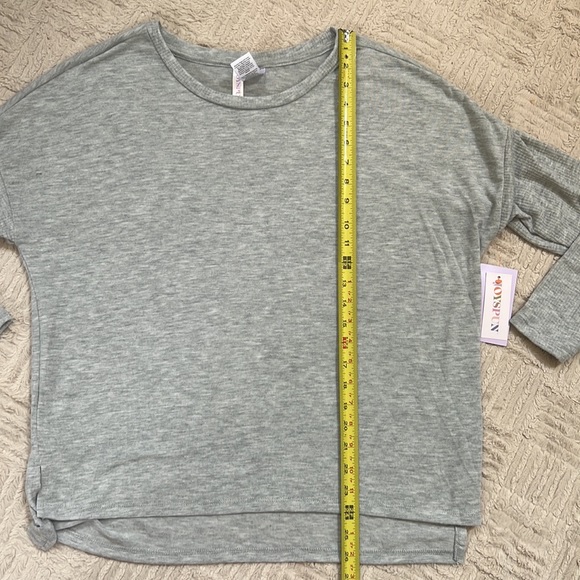 Super soft long sleeve round neck grey top - new with tags Size Small oversized - Picture 15 of 15